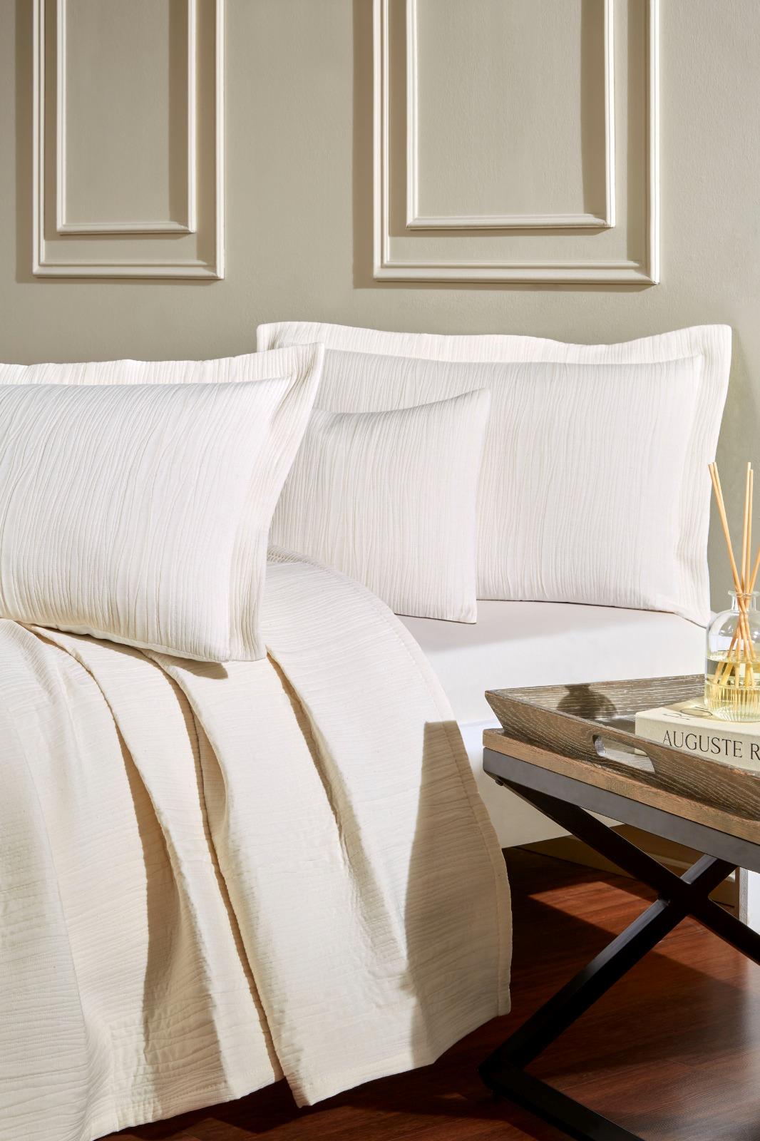 Özdilek Yatak Örtüsü Çift Kişilik Woven Krem