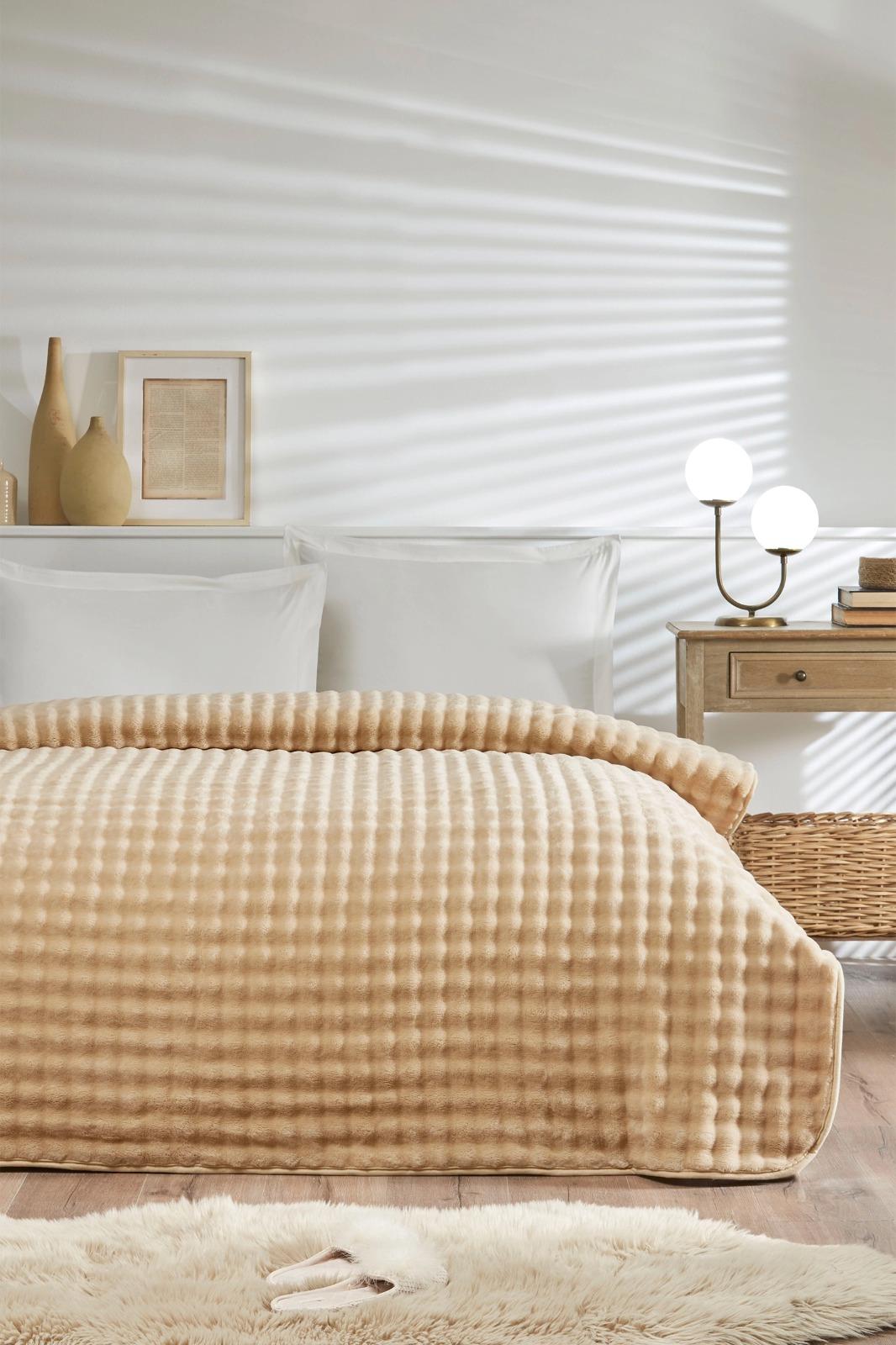 Özdilek Battaniye Seti Çift Kişilik Fluffy Bej